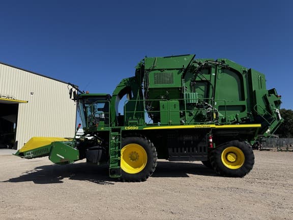 Image of John Deere CS690 equipment image 1