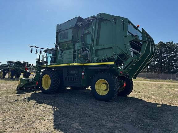 Image of John Deere CS690 equipment image 2