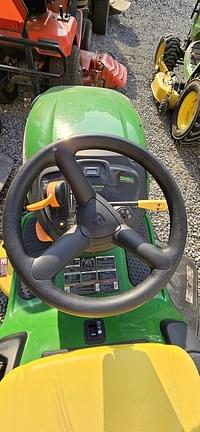 Image of John Deere D105 equipment image 3