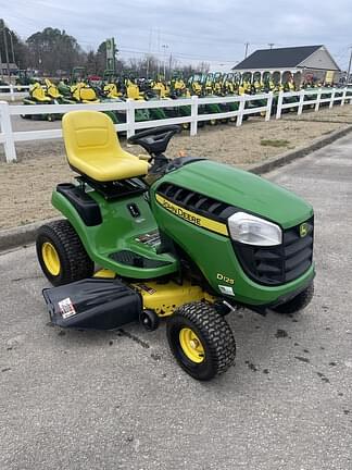 Image of John Deere D125 equipment image 1