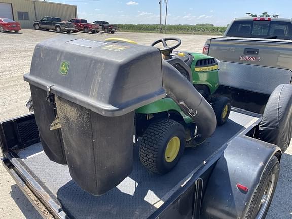 Image of John Deere D125 equipment image 2