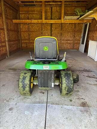 Image of John Deere D125 equipment image 3