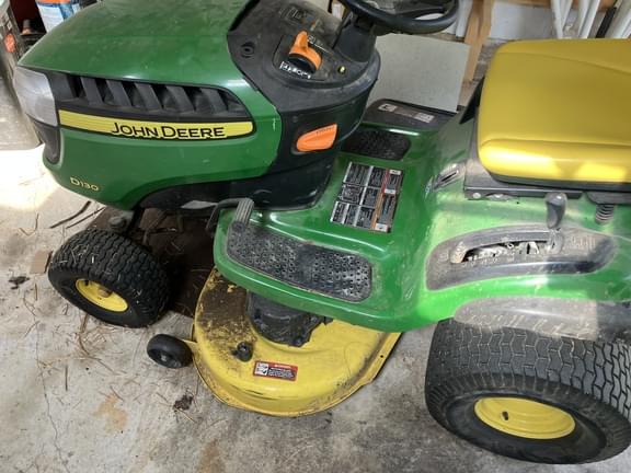 Image of John Deere D130 equipment image 4