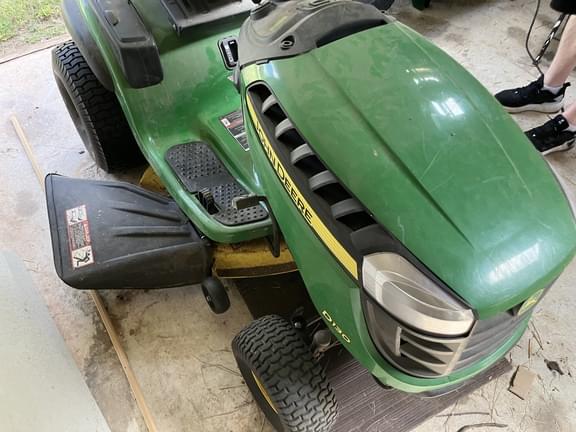 Image of John Deere D130 Primary image