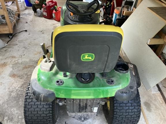 Image of John Deere D130 equipment image 3
