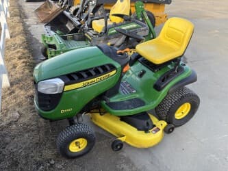 Image of John Deere D140 equipment image 1