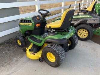 2017 John Deere D140 Image