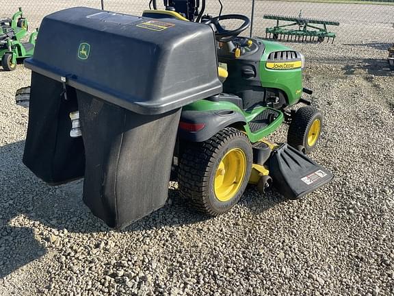 Image of John Deere D160 equipment image 4