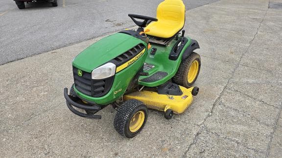 Image of John Deere D170 equipment image 2