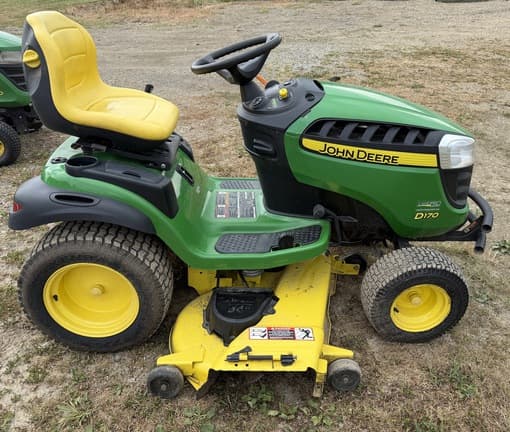 Image of John Deere D170 equipment image 4