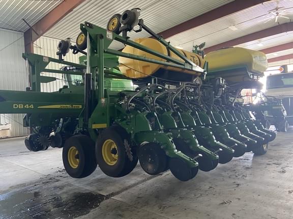 Image of John Deere DB44 equipment image 1