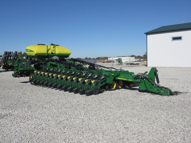 Image of John Deere DB60 equipment image 1