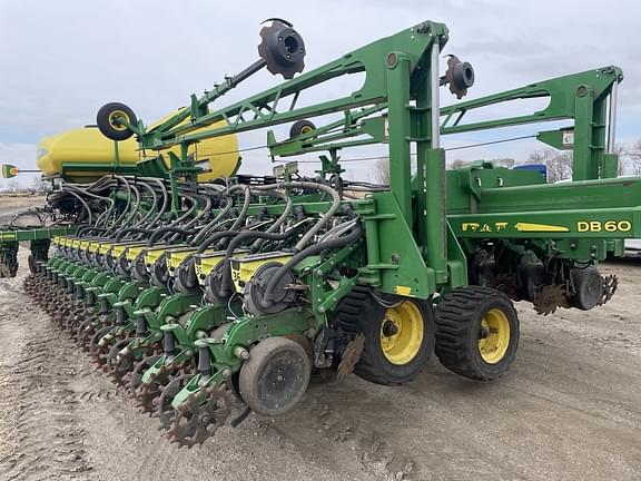Image of John Deere DB60 Primary image