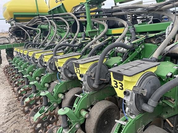 Image of John Deere DB60 equipment image 2