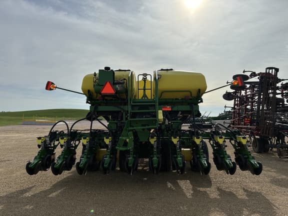 Image of John Deere DB66 equipment image 3