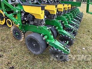 Main image John Deere DB90 10