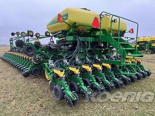 Main image John Deere DB90 6