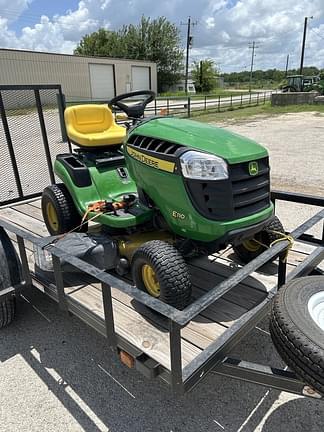 Image of John Deere E110 equipment image 4