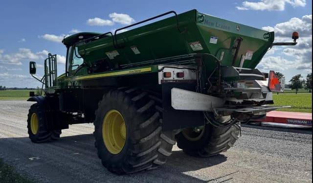 Image of John Deere F4365 equipment image 3