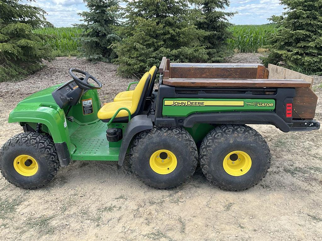 Main image John Deere Gator