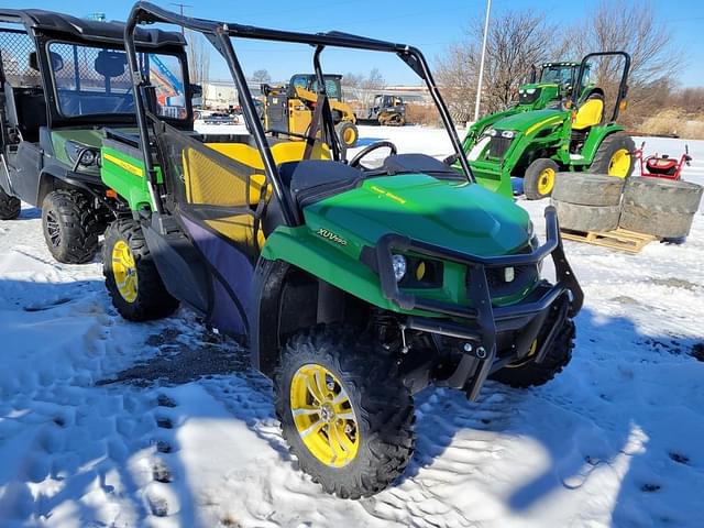 Image of John Deere XUV 590i Gator equipment image 1