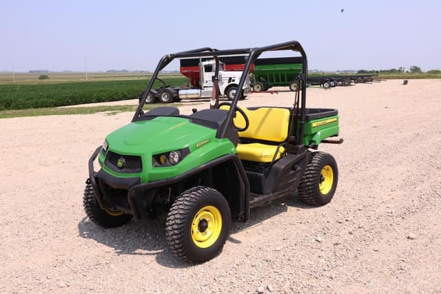 Image of John Deere XUV 590i Gator equipment image 1