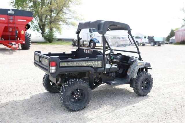 Image of John Deere Gator XUV 825i equipment image 4