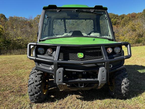 Image of John Deere XUV 835R equipment image 2