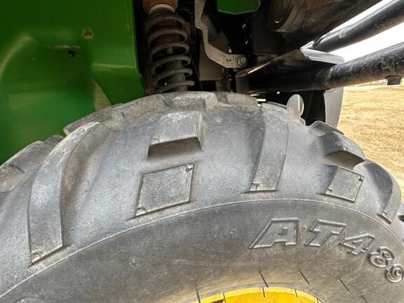 Image of John Deere HPX815E equipment image 3