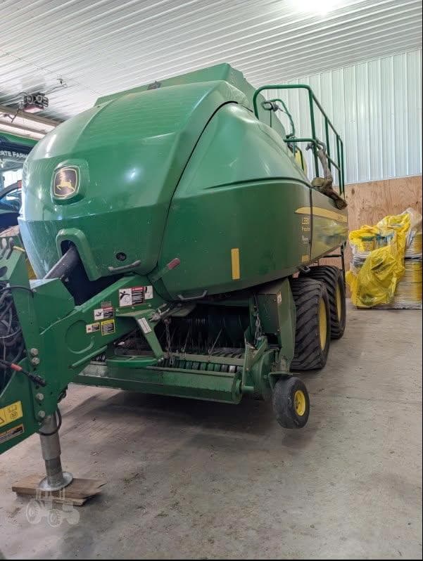 Image of John Deere L330 Primary image