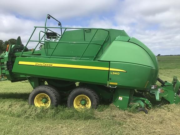 Image of John Deere L340 equipment image 4