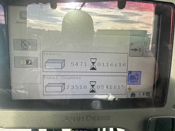 Image of John Deere L340 equipment image 2