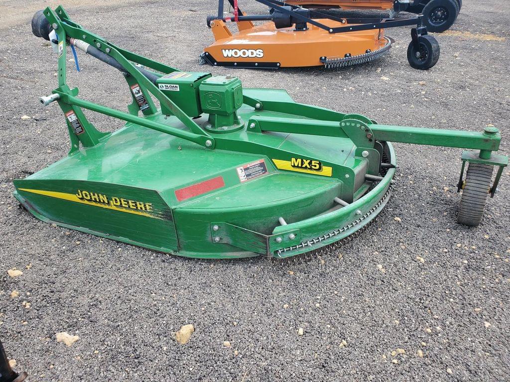 Image of John Deere MX5 Image 0