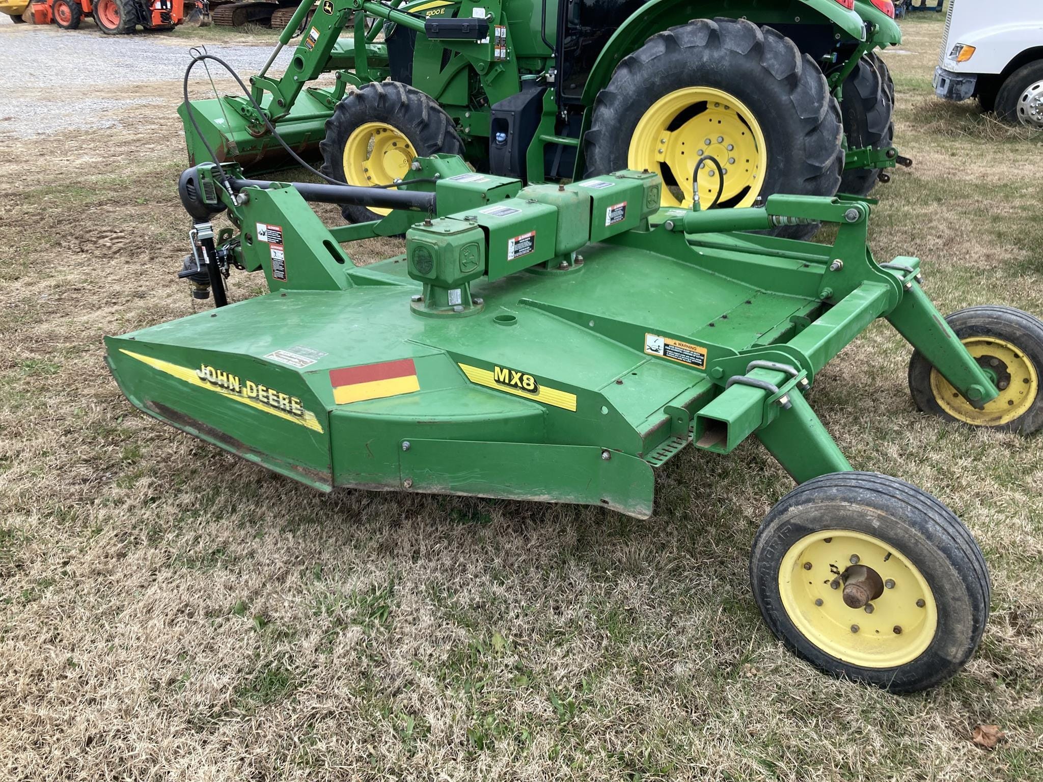 2017 John Deere MX8 Equipment Image0