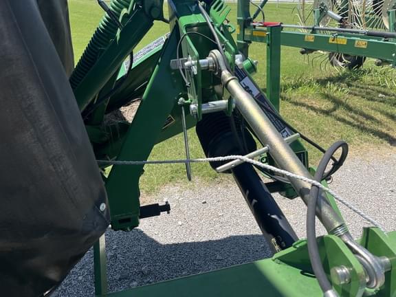 Image of John Deere R310 equipment image 4