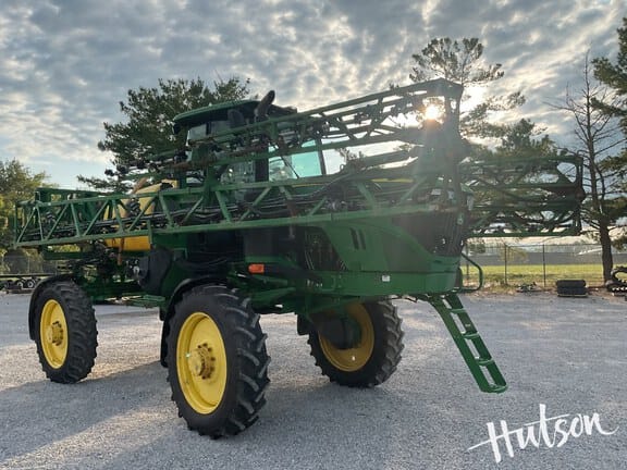 2017 John Deere R4023 Equipment Image0
