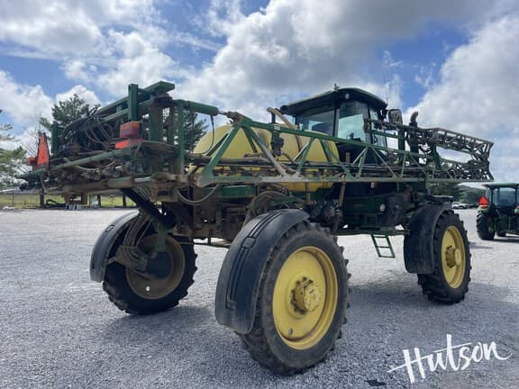 Image of John Deere R4023 equipment image 3