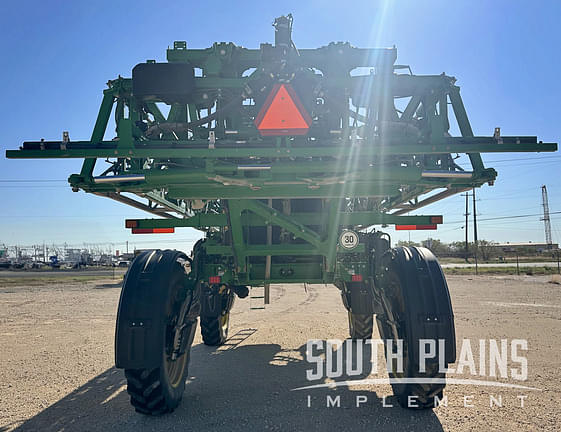 Image of John Deere R4030 equipment image 3