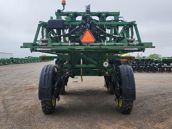 Image of John Deere R4030 equipment image 3
