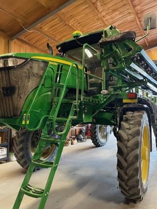 Image of John Deere R4030 equipment image 1