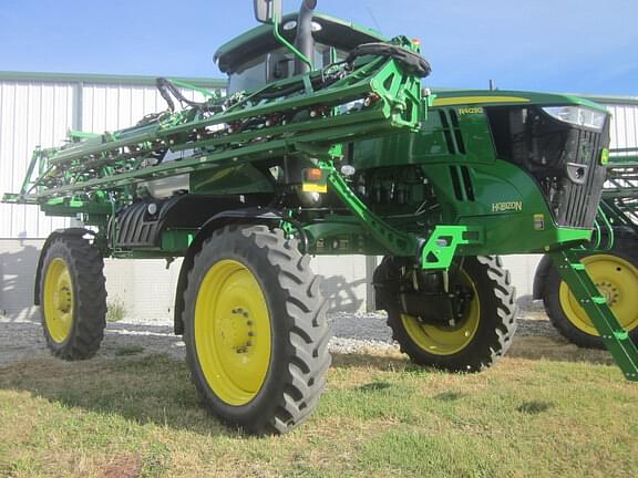 Image of John Deere R4038 equipment image 2