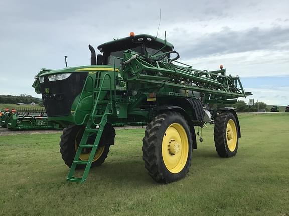 Image of John Deere R4030 equipment image 2
