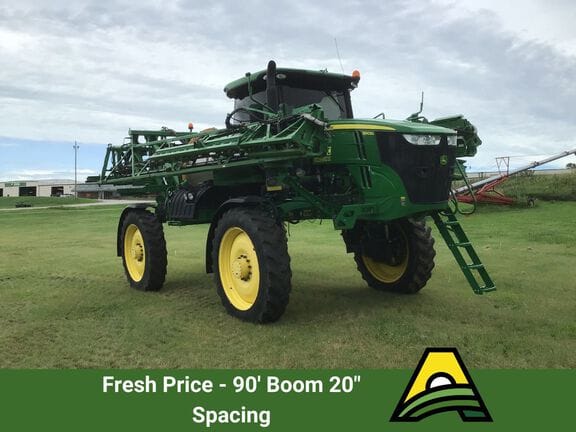 2017 John Deere R4030 Equipment Image0