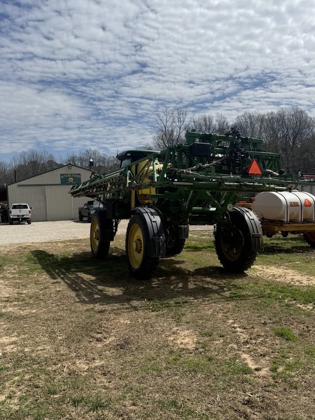 Image of John Deere R4030 equipment image 2