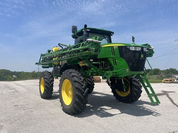 Main image John Deere R4030