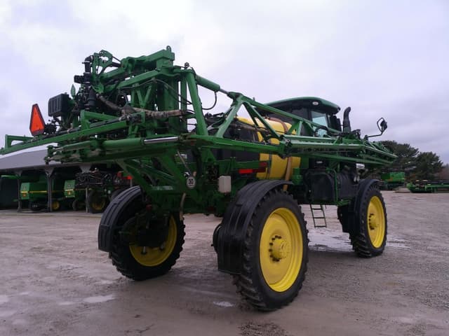Image of John Deere R4030 equipment image 3