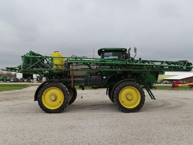 Image of John Deere R4038 equipment image 3