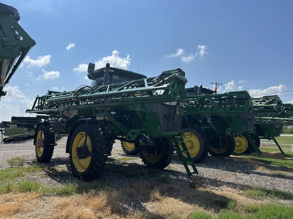 Main image John Deere R4038