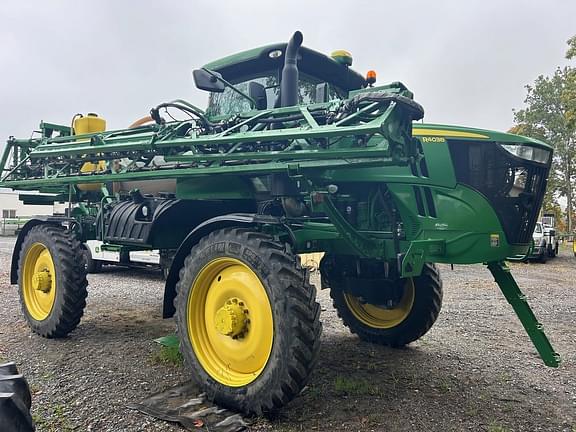 Image of John Deere R4038 equipment image 1