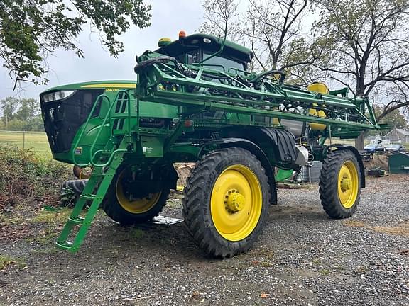 Image of John Deere R4038 equipment image 1